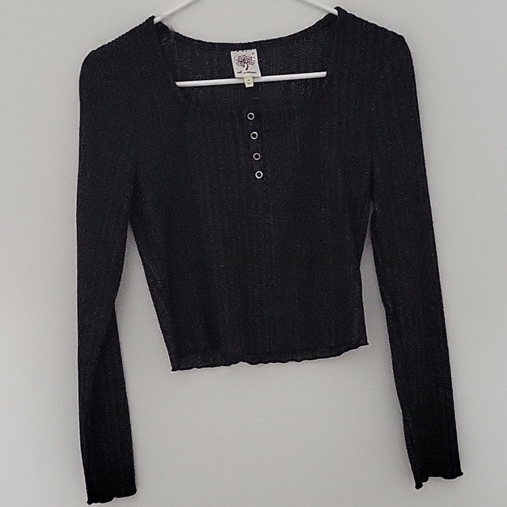 Cropped shirt